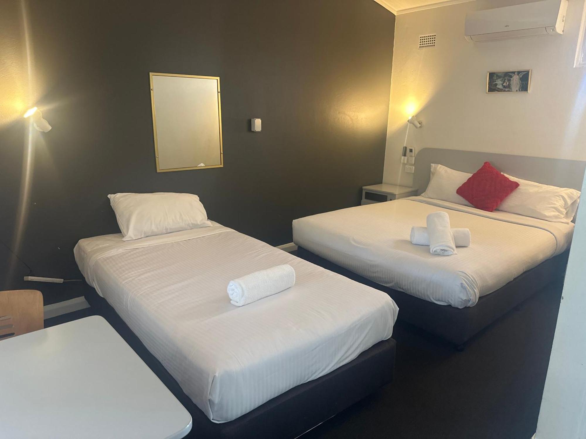 Memphis Motor Inn Parkes Extérieur photo