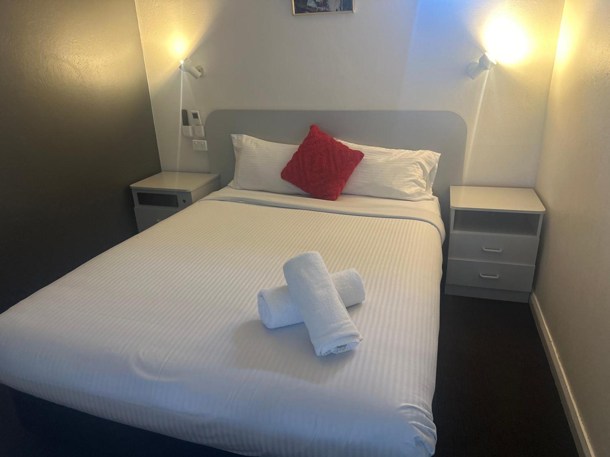 Memphis Motor Inn Parkes Extérieur photo