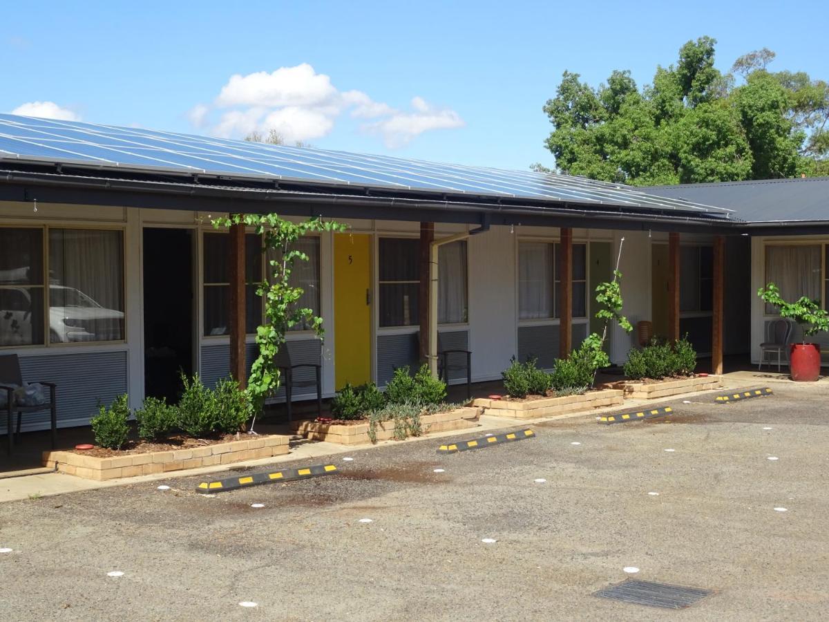 Memphis Motor Inn Parkes Extérieur photo